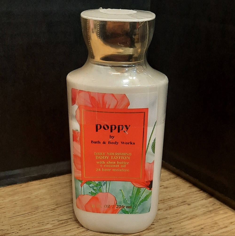 BATH AND BODY WORKS "POPPY"
